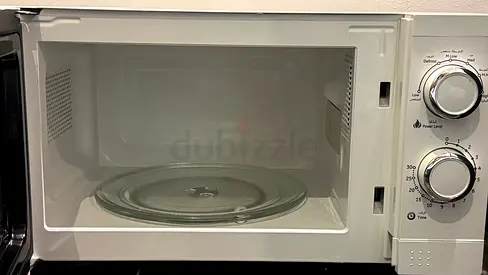 Compact White Microwave Oven with Manual Dials - Good Working Condition