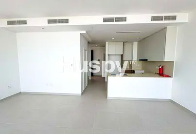 Close to the Pool | Open Plan | Exclusive