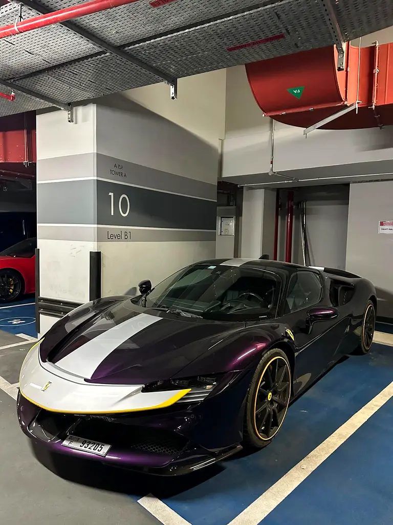 Ferrari SF90 Stradale 2022 — photo 1 of 10