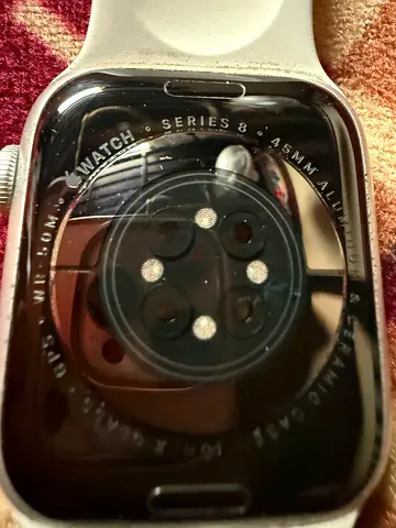 Apple Watch Series 8 (GPS) 45mm Aluminum - 32GB, Good Condition