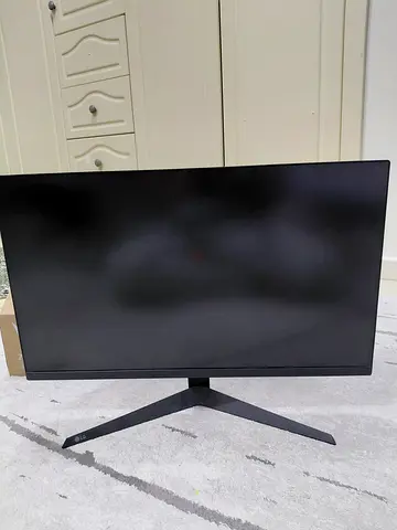 LG ultragear 27inch 165hz 1080p gaming monitor