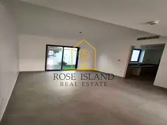 Magnificent Townhouse| With Maid| Prime Location