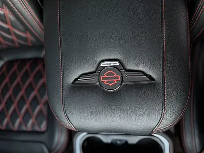 صورة 10 لـ 2020 GMC SIERRA