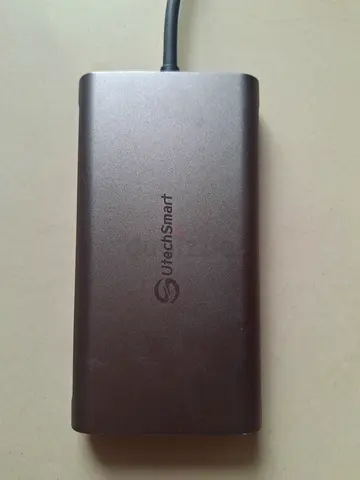 11-in-1 USB-C multiport adapter and docking station