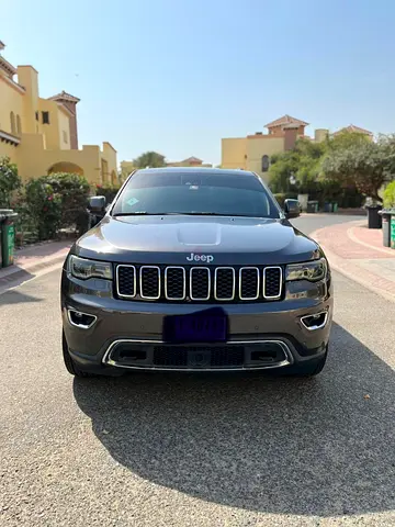 Jeep Cherokee Limited 2017 | GCC Specs | Well Maintained