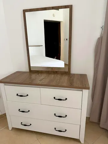 White 5-Drawer Dresser with Wood Top and Mirror