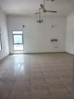 Ready to move studio available for rent in muhisnah 3 nearby madina mall