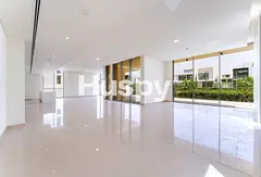Lagoon View l Huge Basement l Luxury Living