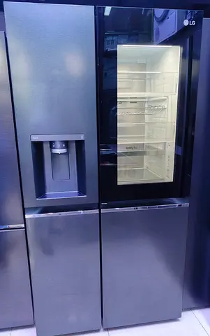 LG French Door Refrigerator with Water Dispenser and Glass View Door