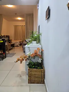 Female flatmate for a studio