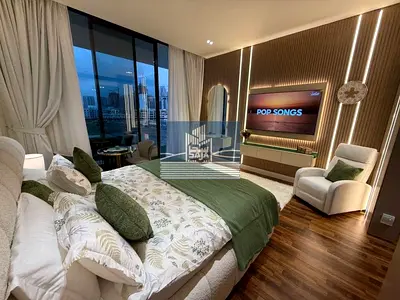 AMAZING VIEW / INVESTMENT DEAL / LUXURIOUS LIVING