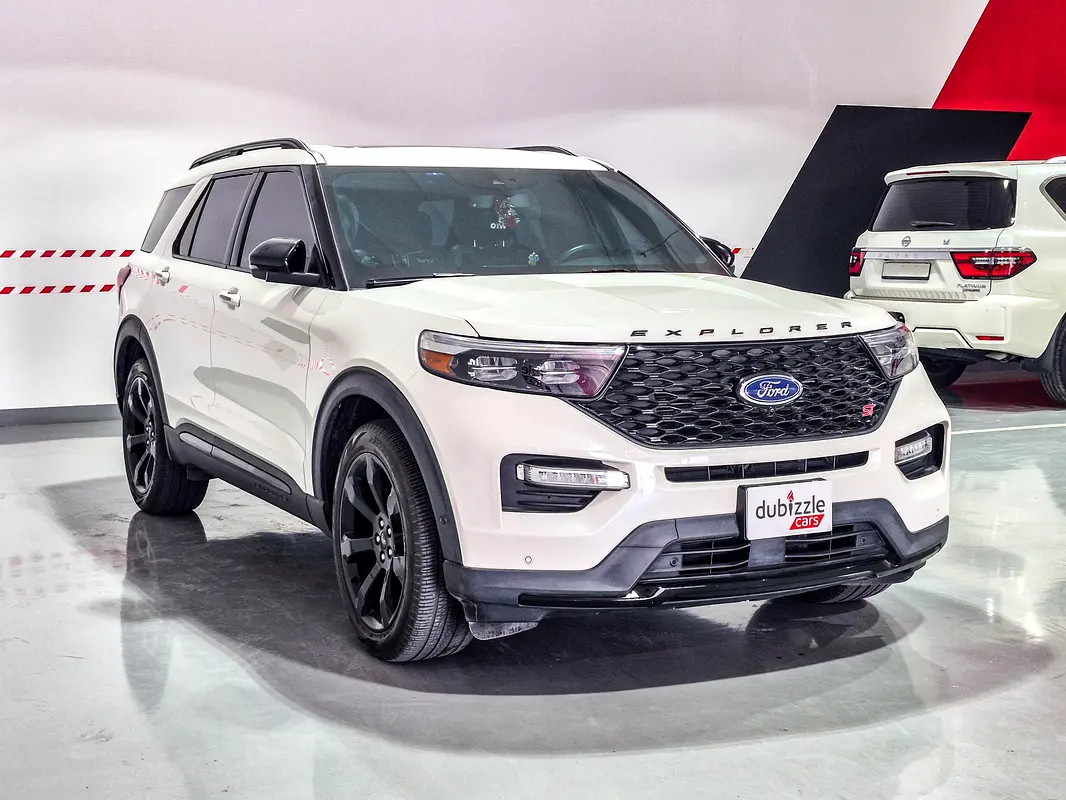 Ford Explorer 2022 — photo 1 of 19