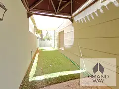 Spacious villa I Well Maintained I Private Garden