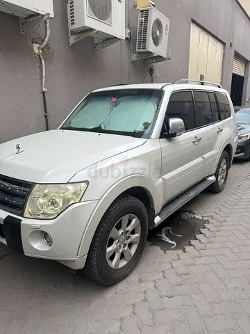 Mitsubishi Pajero GLS 2011 | GCC Specs | Well Maintained
