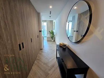Peninsula 1 | Canal Facing | Fully Furnished