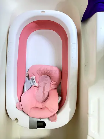 Foldable baby bathtub with padded infant seat (pink insert) - gently used
