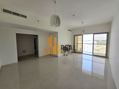 Luxurious Modern Hunge Eize 3Bhk Apprtment With Wardrobes And Balcony open view