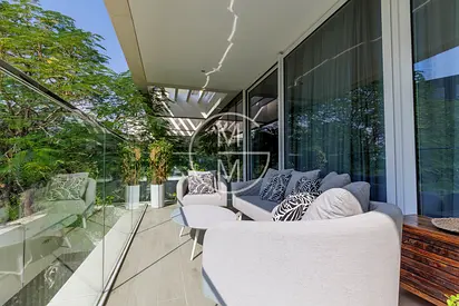 2 Bed | Furnished | Low Floor