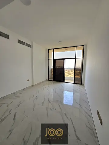 Two bedrooms, a living room, and three bathrooms. Second-hand apartment in Al Muwaihat 3, near Ajma