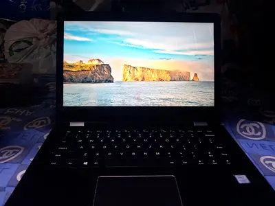 Lenovo yoga 2 in 1 laptop