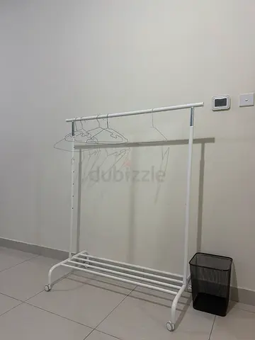 Clothes rail/hanger