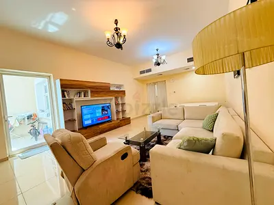 7 Seater sofa at low price