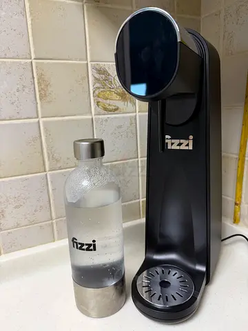 izzi Sparkling Water Maker with Reusable Bottle - Black