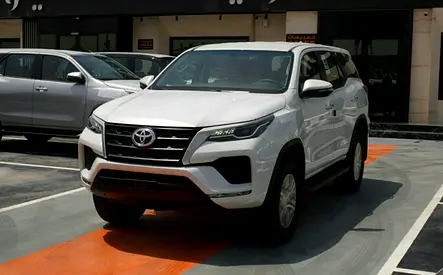 Toyota Fortuner 2.7L Mid Option 2026 GCC Specs-2
