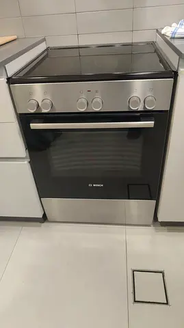 Bosch freestanding electric cooker - good condition perfect working same like new