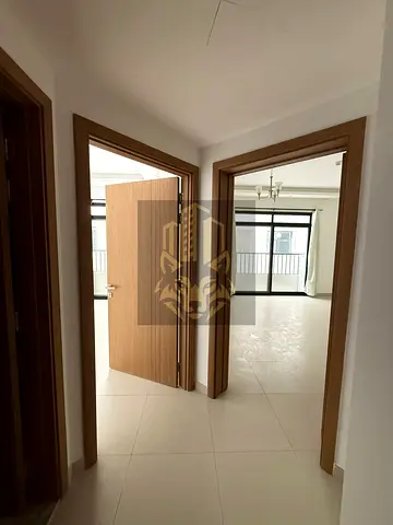 BRAND NEW 1BHK CONDITION - HUGE APPARTMENT - PRIME LOCATION - CLOSE TO AL ZAHIA CITY CENTER