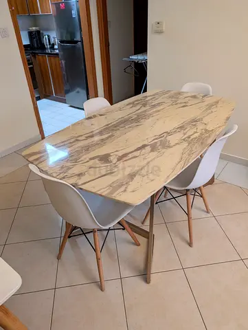 Marble-effect Dining Table with 4 Modern White Chairs
