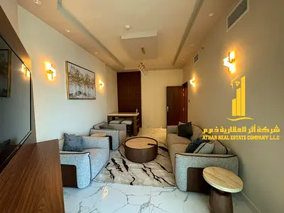 لراغبي الفخامة والتميز شقة فاخرة للايجار الشهري غرفة وصالة باطلالة مفتوحة مفروشة بالكامل باثاث راق جدا مع مطبخ مجهز بالكامل بأحدث الاجهزة ✨