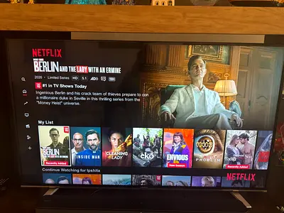 55 inch Hisense TV - Excellent  Working Condition