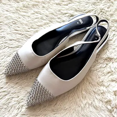 Zara leather Studded Slingback Flat shoes  suze 39.