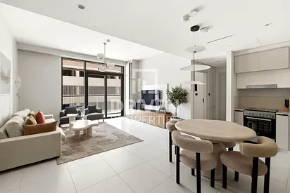 Sleek and Modern Unit | Desirable Location