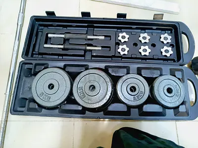 Adjustable Dumbbell Set with 50kg Cast Iron Plates and Case