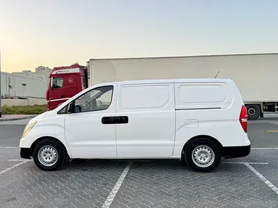 صورة 6 لـ 2018 Hyundai H1