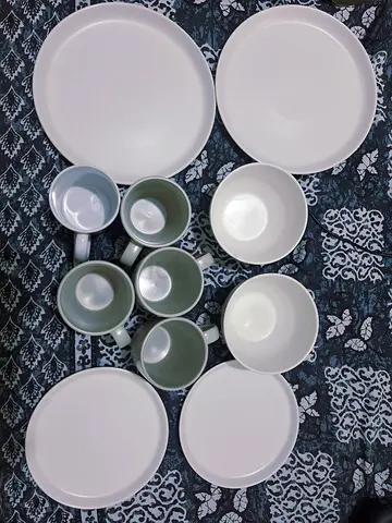 White and soft-green Ceramic Plate, Bowl and Mug Set - 12pcs