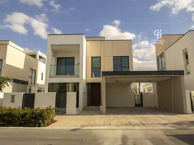 Premium Location | Ready | On the Park