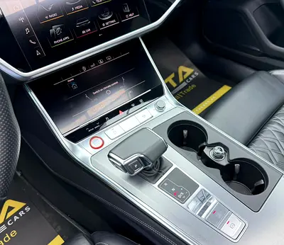 2020 AUDI S6 照片 16