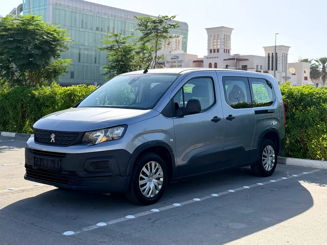 Peugeot Rifter 2022 — photo 1 of 15