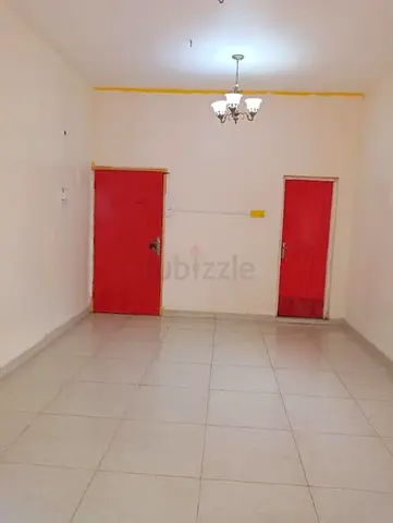 Studio room available al Rashidiya Dubai