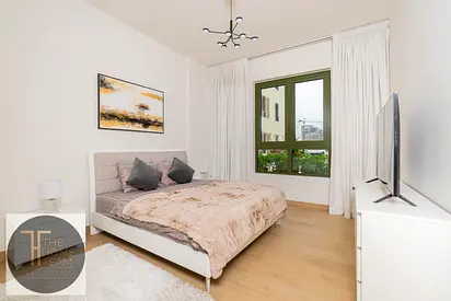 Fully Furnished | Ready To Move | Prime Location