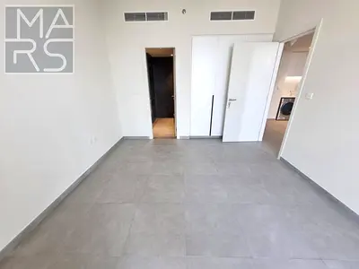 Spacious 1-Bedroom Apartment with 2 Bathrooms for Rent in Boulevard2