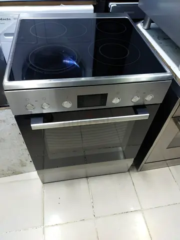 Bosch New model Full Electric Ceramic Cooker. 60×60Cm.