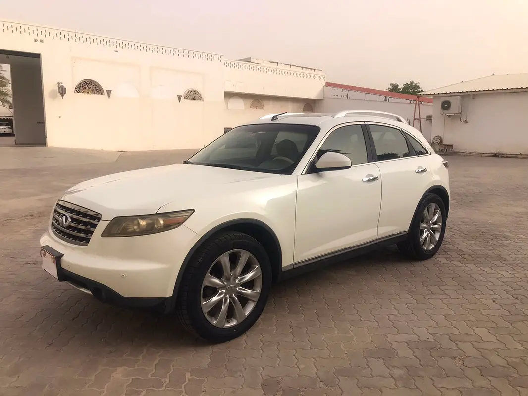 Infiniti FX45/FX35 2007 — photo 1 of 12