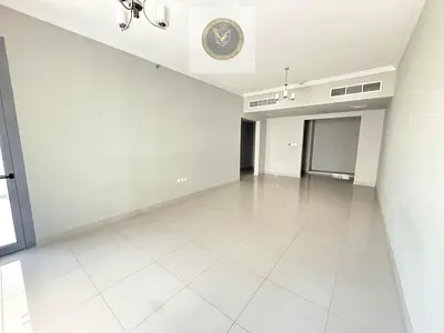 12 دفعة|اطلالة مدينة|باركينج| ثاني ساكن|غرف ماستر|استور