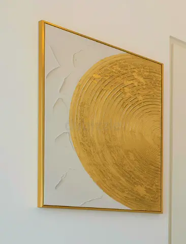 7 pieces of Art on the wall