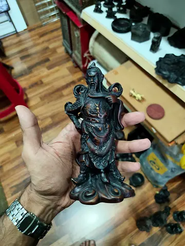 Vintage-Style Resin Guan Yu (Guan Gong) Figurine –  (7cm)