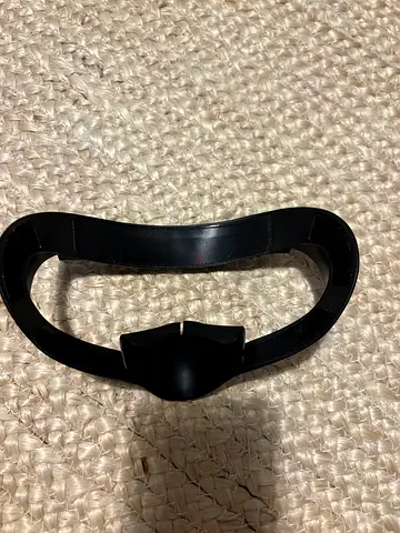 Vr meta quest 2 facial interface third party (doesnt support glasses spacer)